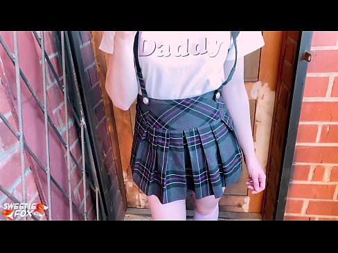 ❤️ Schoolgirl Sucks a dick gu domhainn agus fucks an àite clasaichean. ❤️❌  Gnè  aig porn gd.tuberxxx.ru ❌️